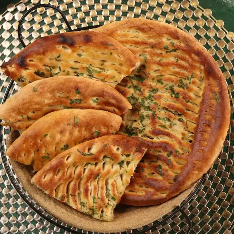 GARLIC NAAN